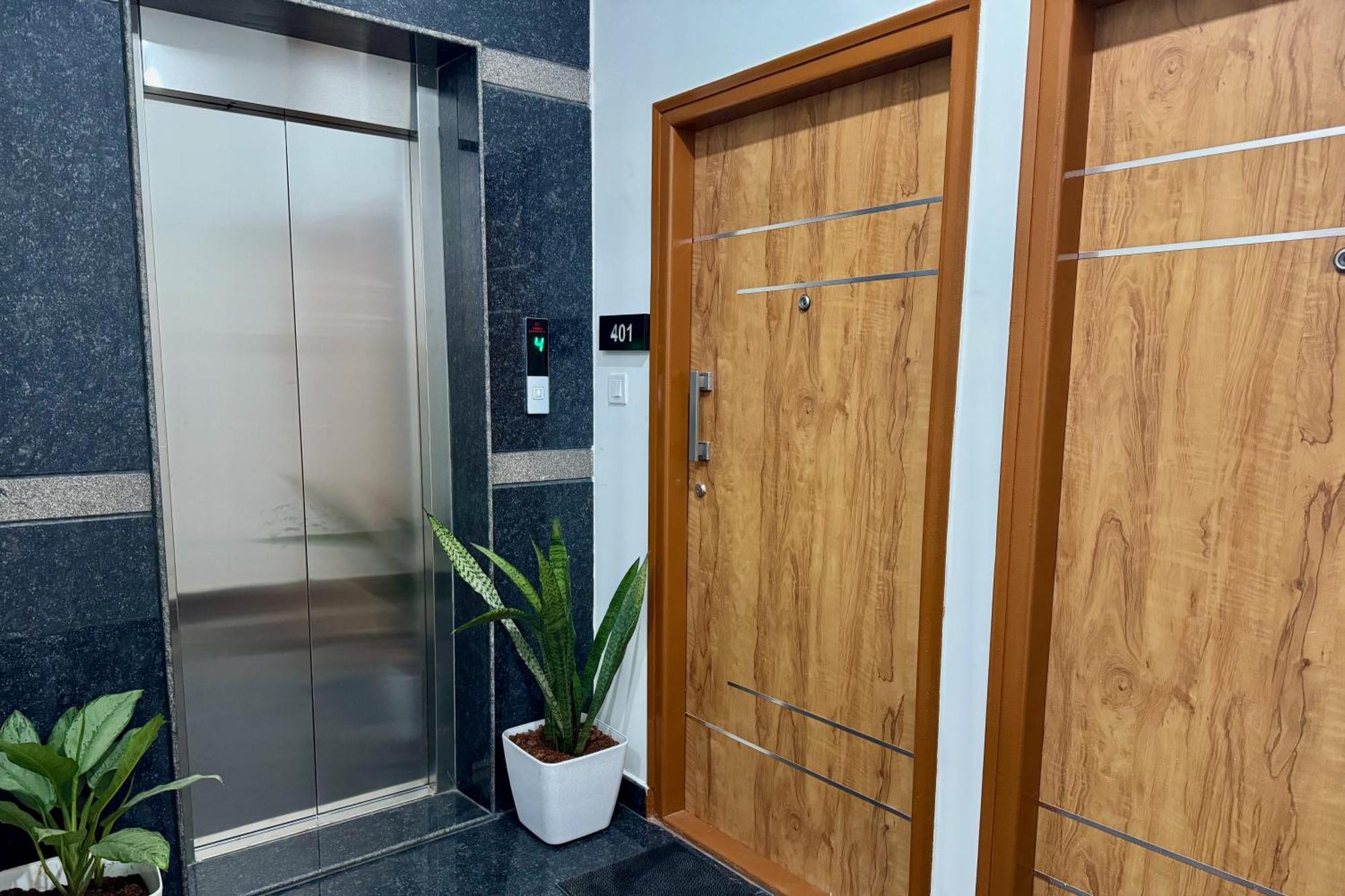 Truelife Whitefield - Premium 1 Bhk Apartments - Prime Location - Easy Access To Main Rd - Metro - Itpl - Fast Wifi - Kitchen - Smart Tv - Power Backup - Park - Garden Views バンガロール エクステリア 写真