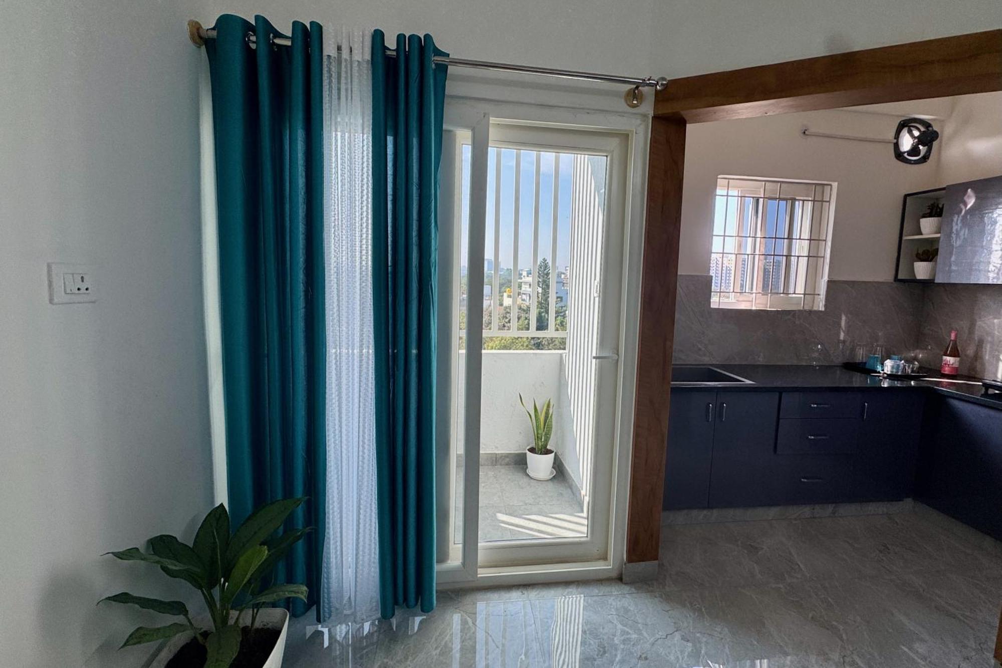 Truelife Whitefield - Premium 1 Bhk Apartments - Prime Location - Easy Access To Main Rd - Metro - Itpl - Fast Wifi - Kitchen - Smart Tv - Power Backup - Park - Garden Views バンガロール エクステリア 写真